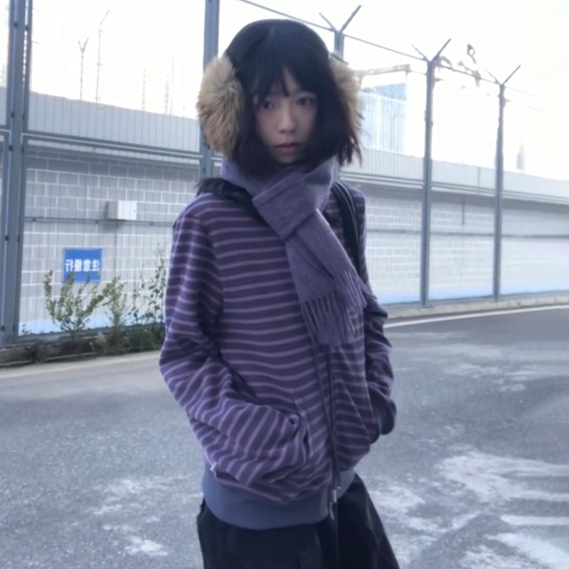 Винтажный кардиган в стиле Y2K – обзор и цена Turtleneck Knit 90S